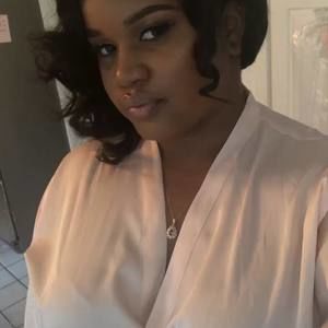 Meet your Posher, Anye